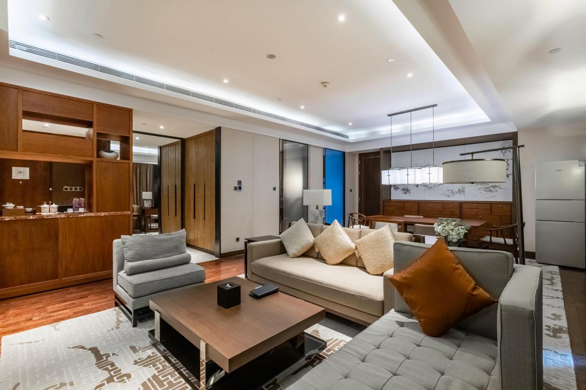 Hotel Hualuxe Wuxi Taihu Esterno foto